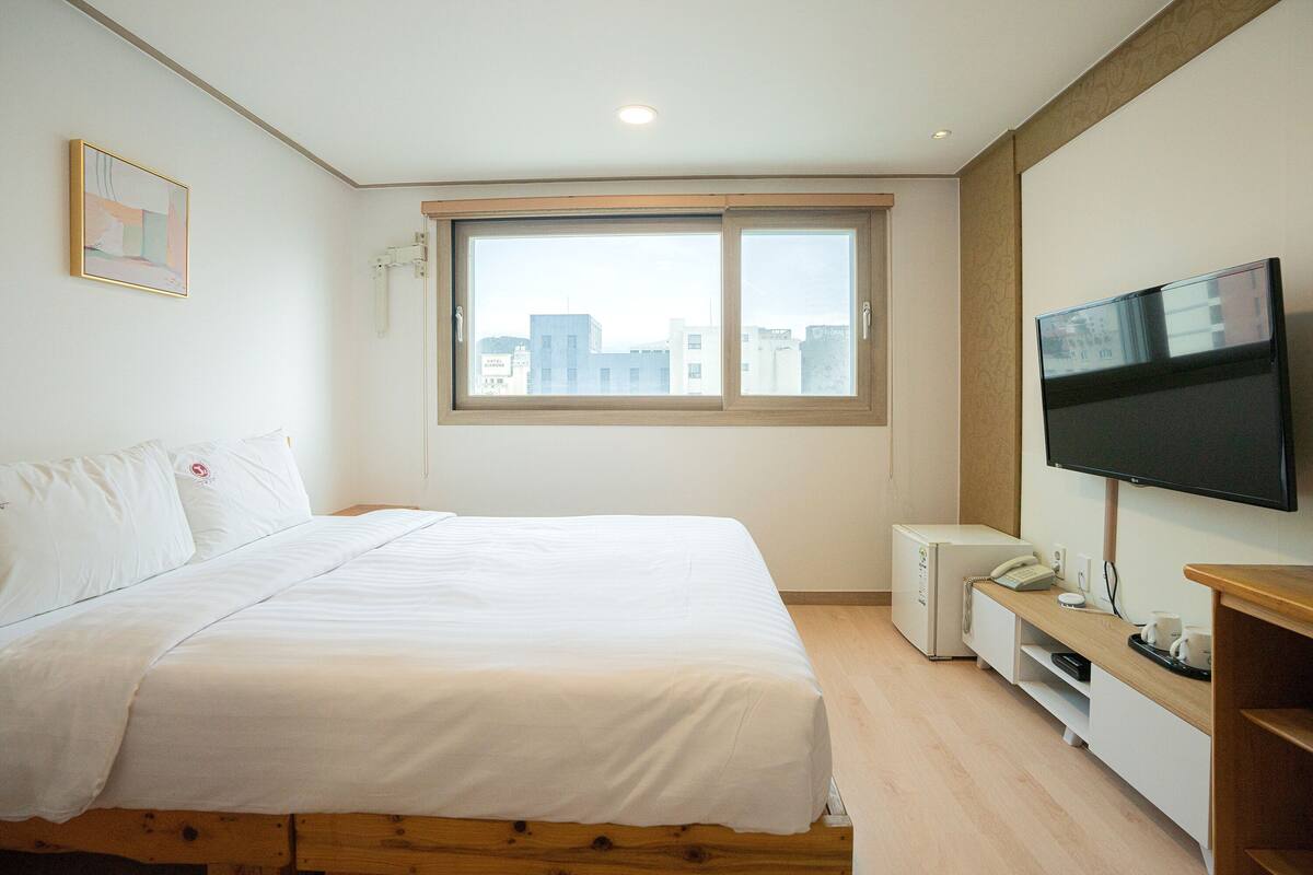 Deluxe Double Room | Free WiFi