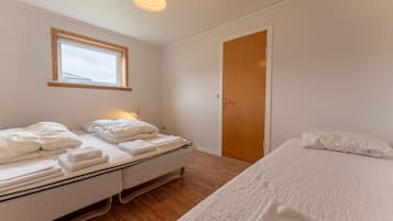 Casa tradicional | 4 habitaciones, decoración personalizada y muebles diferentes