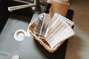 Hair dryer, towels - // V I L L A F R E S E N A // Bude 3 (Norderney)