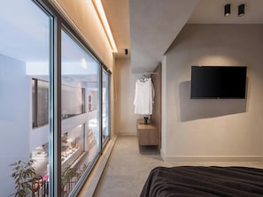 2 bedrooms, in-room safe, laptop workspace, blackout curtains - Grand Residences (Chania)