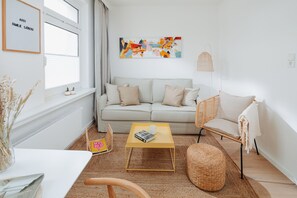 Fernseher, Stereoanlage