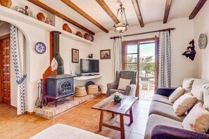 TV, DVD player, table tennis
