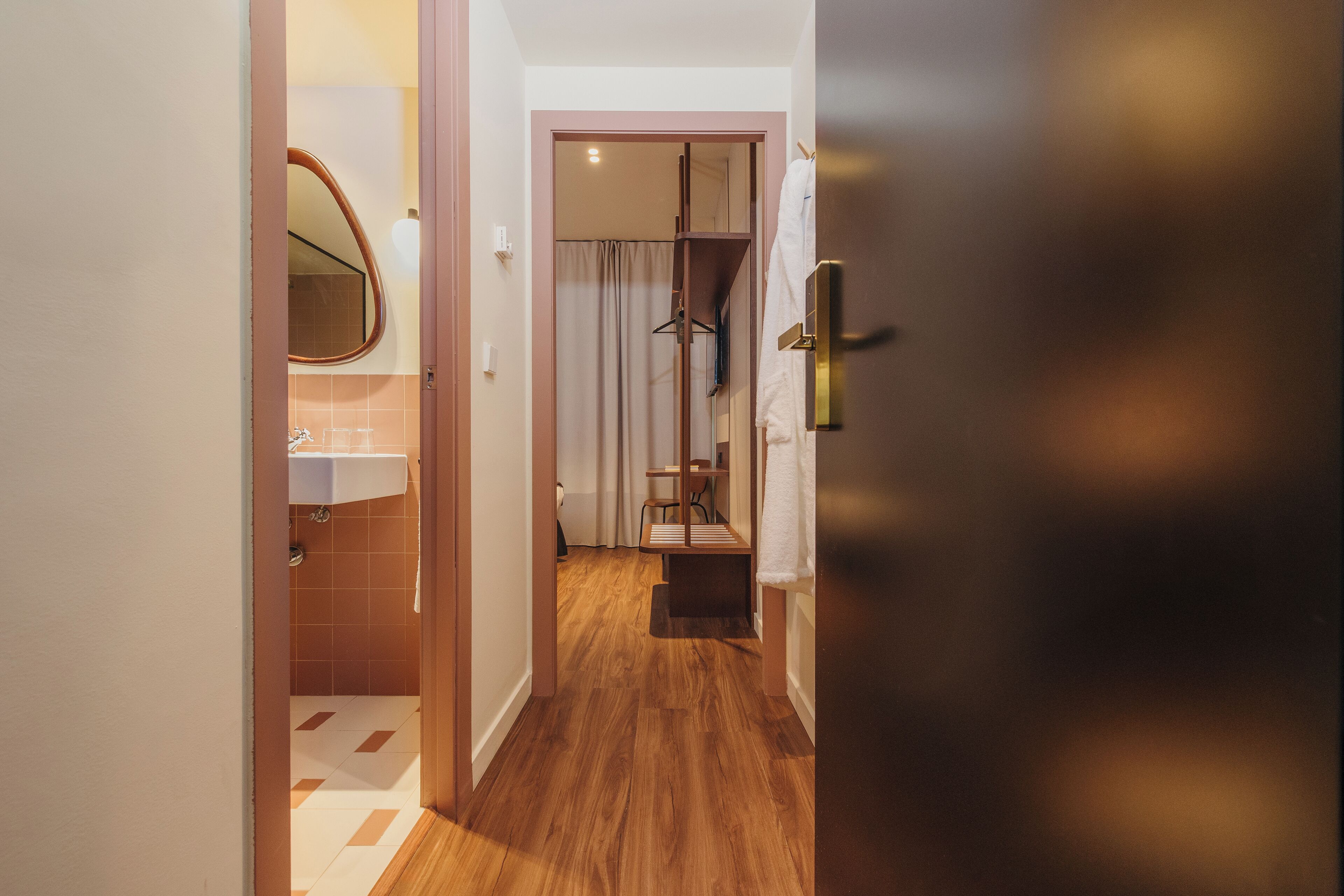 Foto - H Regas Adults Only