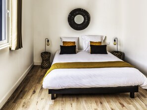 2 chambres, fer et planche à repasser, lit parapluie, Wi-Fi