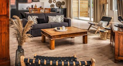 Mamita 3."Salty dreams apartment"spacious and bright T3 84m² + 35m² terrace