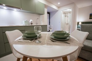 Studio | Private kitchen | Fridge, microwave, oven, dishwasher