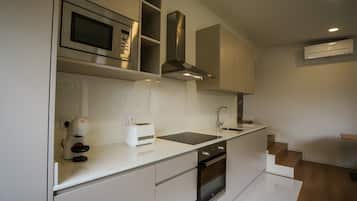 Family Apartment | Private kitchen | Fridge, microwave, oven, dishwasher