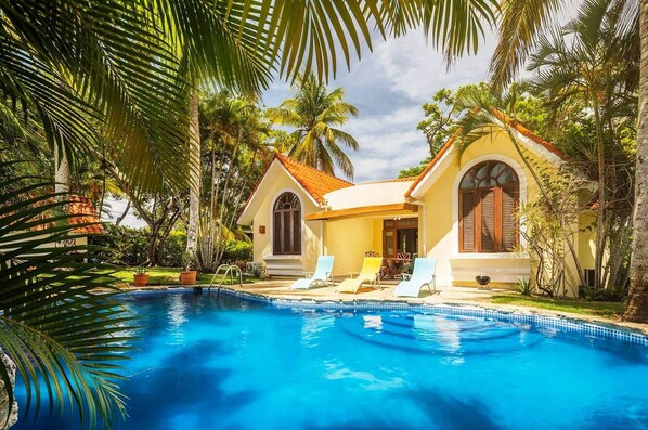 Outdoor pool - 3BD villa with private pool, free shuttle bus, waterpark, mini-golf (Sosúa)