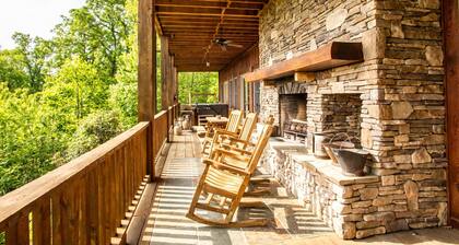 Magnificent Lodge Over 7,300 Square Feet