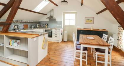 Joiners Cottage