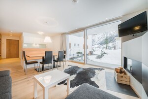 Perhehuoneisto | Oleskelualue