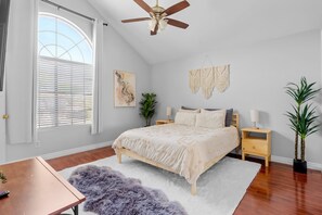 3 chambres, fer et planche Ă repasser, Wi-Fi gratuit, draps fournis
