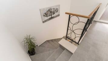 Apartemen (Luxury Two Bedroom Apartment with Ter) | Interior