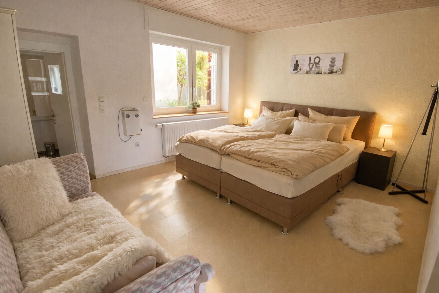 2 chambres, fer et planche à repasser, Wi-Fi gratuit, draps fournis
