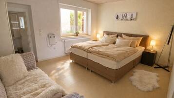 2 chambres, fer et planche Ă repasser, Wi-Fi gratuit, draps fournis