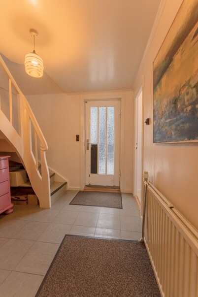 House - Scenic Village - Nature - Hiking