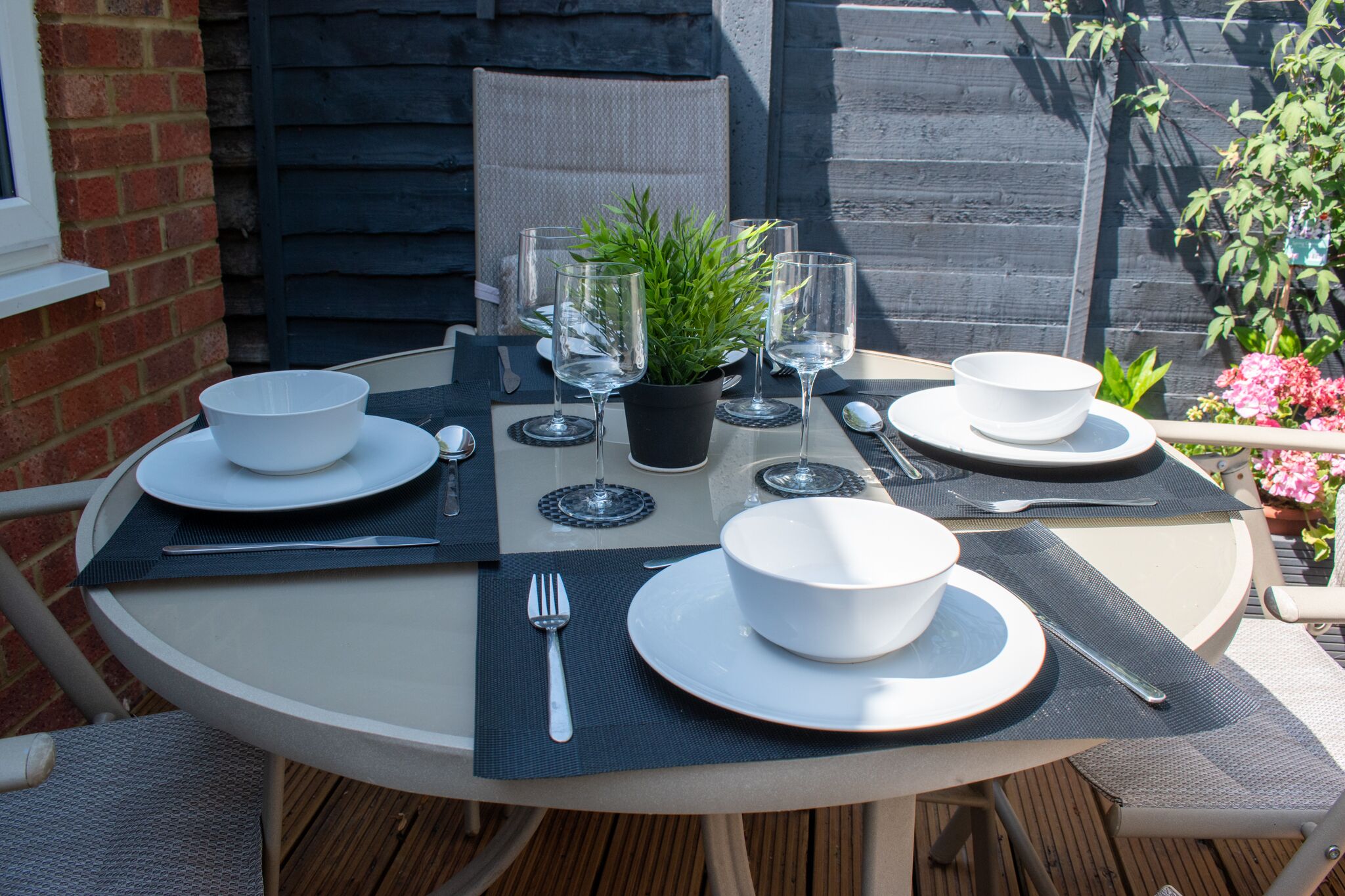 Luxury Apartment, Ensuite (Family Friendly) | Garden