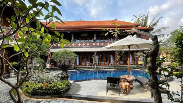 Hồ bơi ngoài trời, mở cửa từ 7:00 đến 18:00, dù/ô trên bãi biển/hồ bơi 