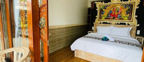 Design Room | 1 bedroom, premium bedding, down comforters, Select Comfort beds