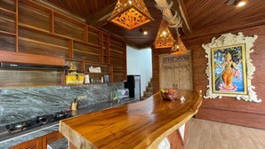 Nội thất lối vào