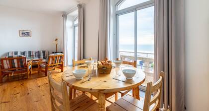 Appt vue mer front de plage, parking privé, 4 pers