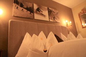 8 bedrooms, in-room safe, free WiFi, bed sheets - CHALET Brunnenhof St. Anton am Arlberg (Sankt Anton am Arlberg)