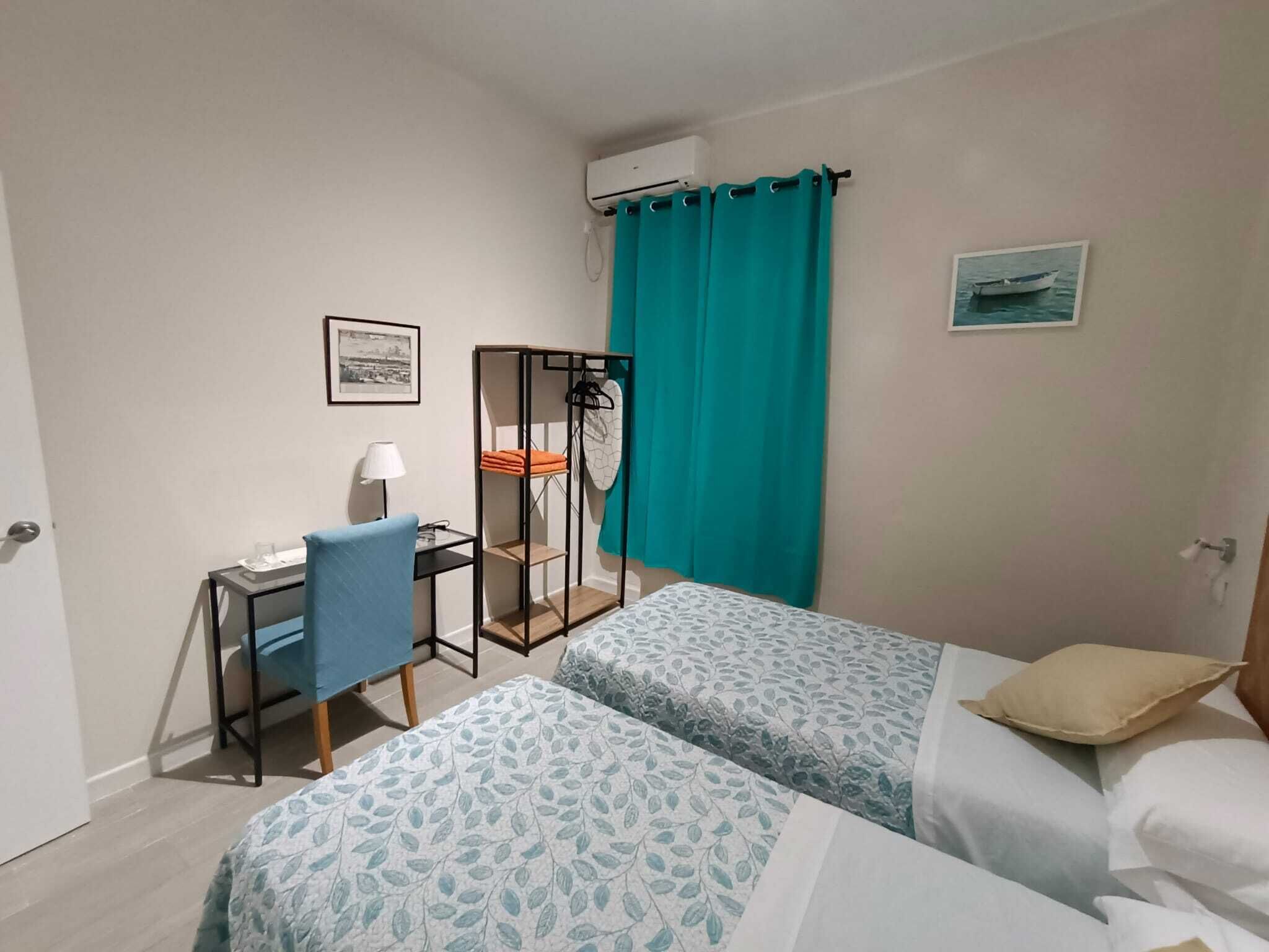 2 chambres, bureau, fer et planche à repasser, Wi-Fi gratuit