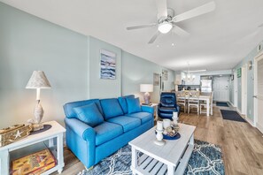 TV - Royal Palms 905 by Liquid Life (Gulf Shores)