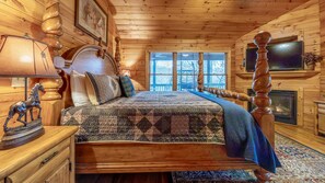 4 slaapkamers, een strijkplank/strijkijzer, wifi, beddengoed