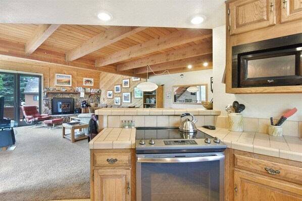 مستلزمات طهي/أطباق/أوعية