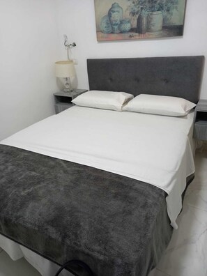 Basic-Doppel- oder -Zweibettzimmer, 1 Schlafzimmer