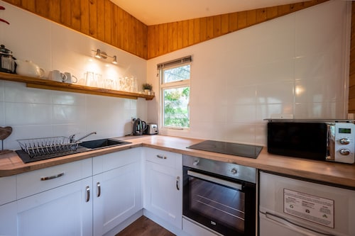 Thistle Cabin at Ancarraig Lodges, Loch Ness