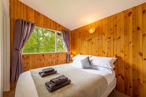 2 عدّة غرف نوم ومكواة/لوح كي وسرير سفر وواي فاي مجانًا