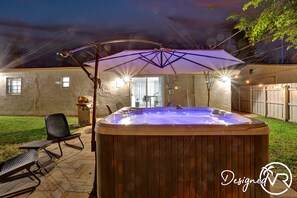 Casa | Tina de hidromasaje privada