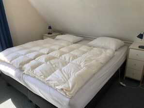 3 bedrooms, travel cot, free WiFi