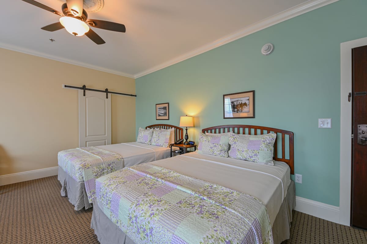 Hypo-allergenic bedding, blackout curtains, iron/ironing board