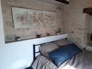 2 bedrooms, free WiFi