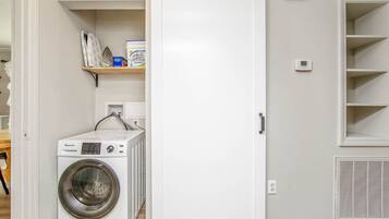 Microwave, dishwasher, coffee/tea maker, cookware/dishes/utensils