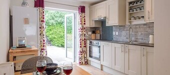 Hattie's, Great Glemham