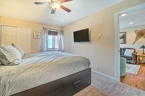 2 bedrooms, iron/ironing board, Internet, bed sheets