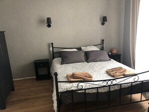 6 Schlafzimmer, WLAN