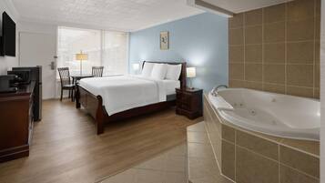 Room, 1 King Bed, Non Smoking, Jetted Tub | Jetted tub
