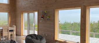 Cottage at the Atlantic - Large deck and panoramic ocean views