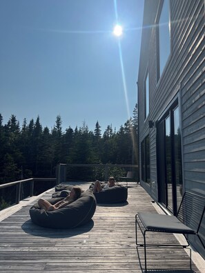Terrace/patio - The Nest | Oceanfront Cottage on Nova Scotia’s Wild Ocean Coast | Deck & Stars (holland harbour)