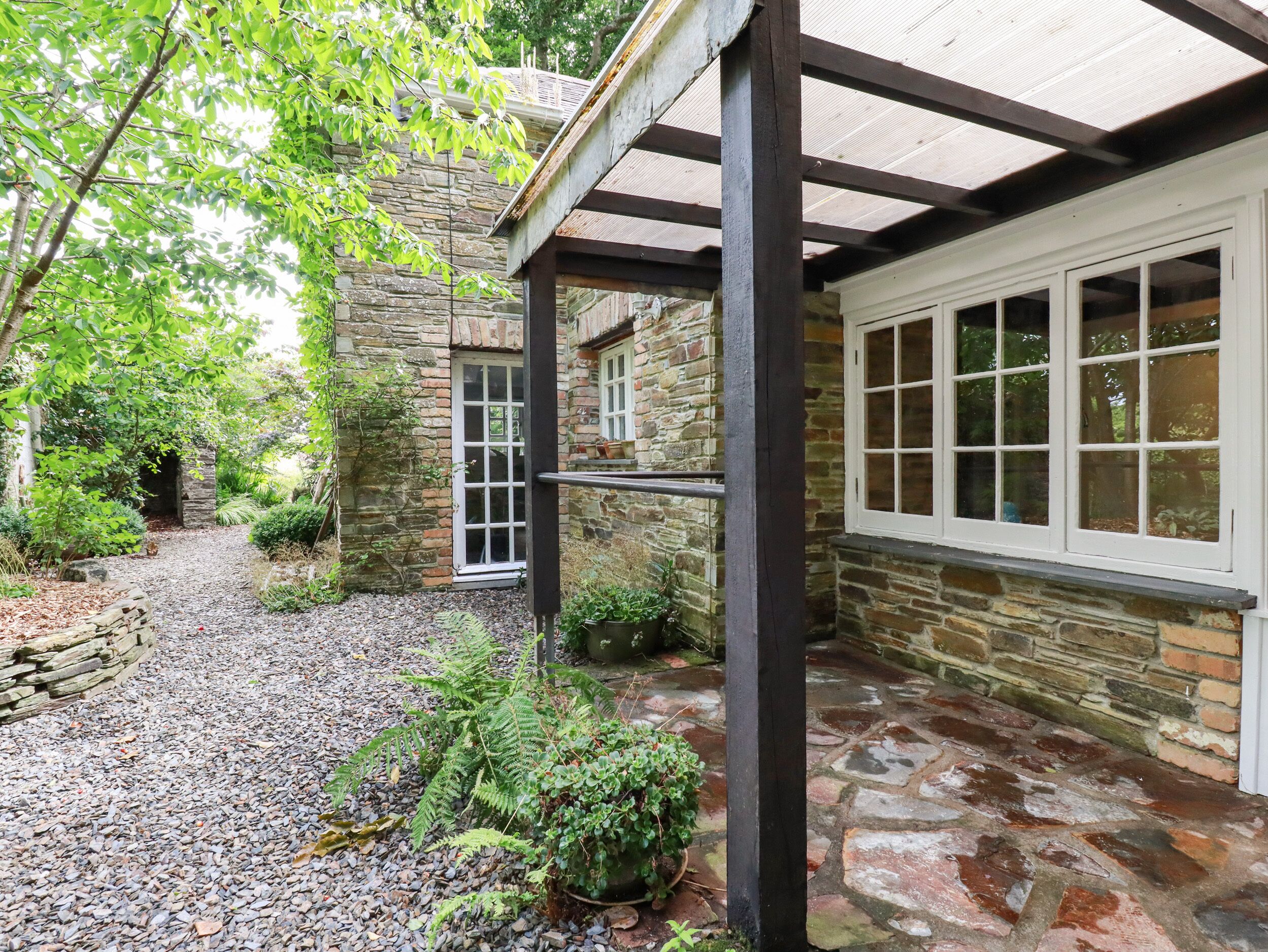 Cottage | Property grounds