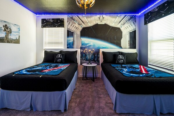 5 makuuhuonetta, silitysrauta/-lauta, ilmainen Wi-Fi, vuodevaatteet