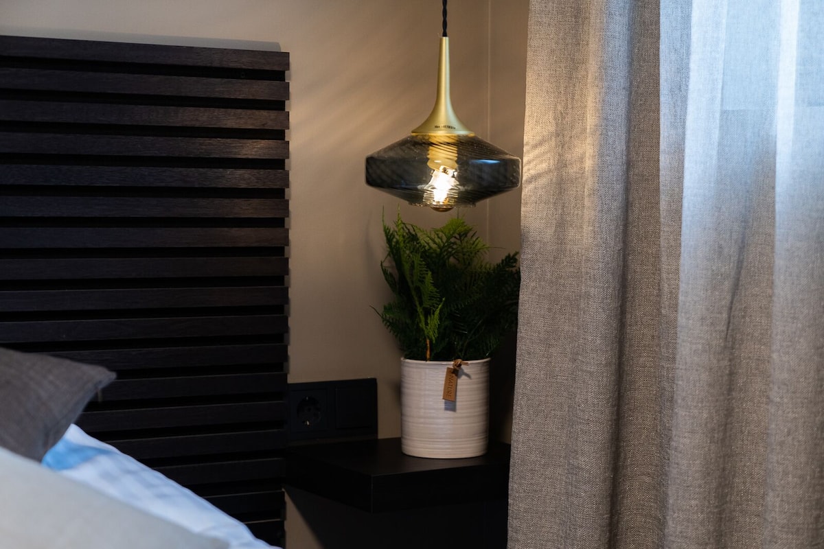 luxury apartment, non smoking, kitchen | free wifi, bed sheets