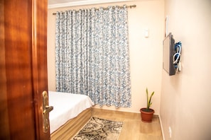 Apartment | 1 Schlafzimmer, Bügeleisen/Bügelbrett, kostenloses WLAN, Bettwäsche