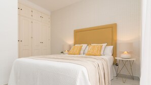 2 habitaciones, tabla de planchar con plancha, internet y ropa de cama 