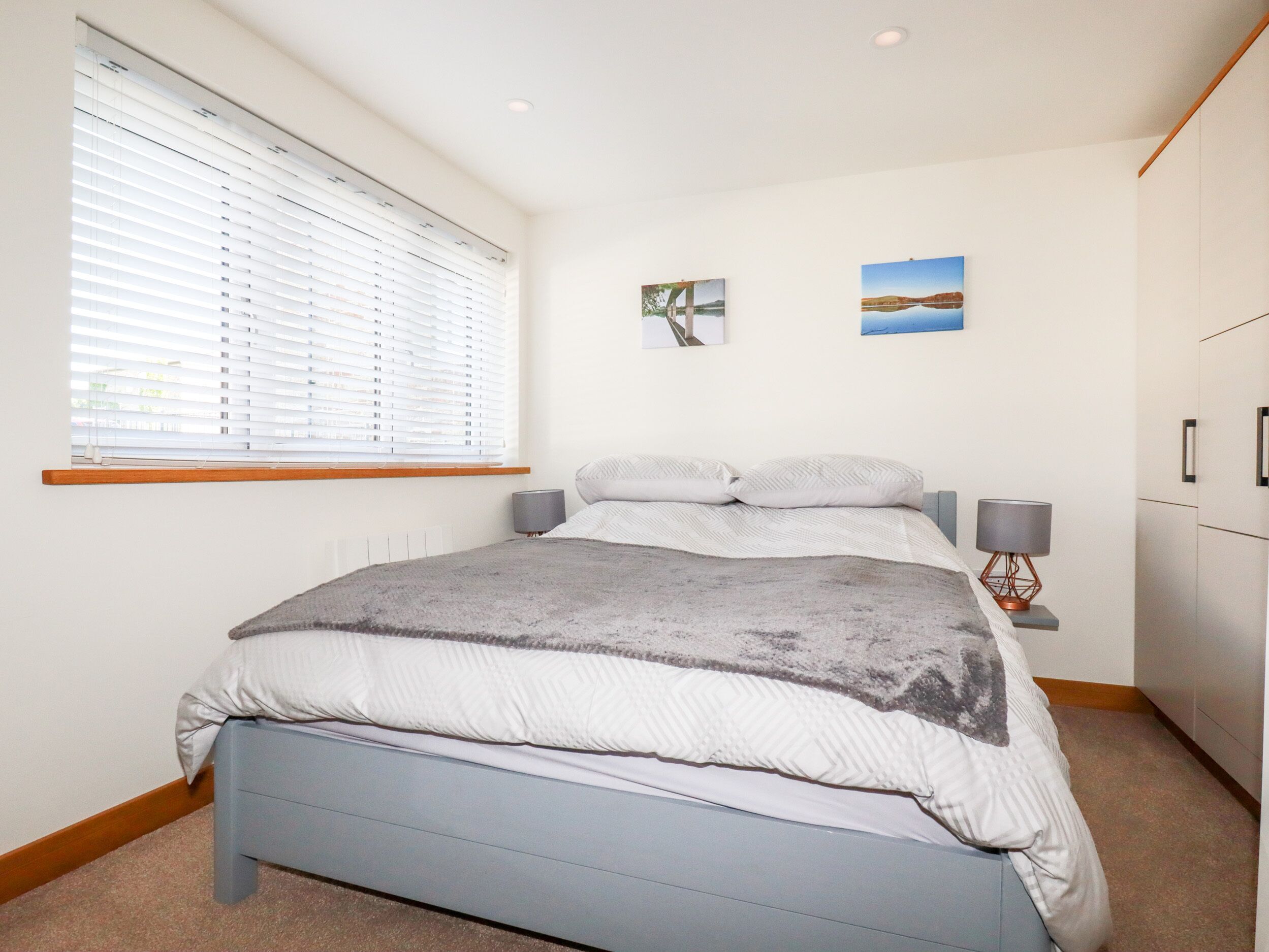 Casa de campo | 2 dormitorios, decoración individual, mobiliario individual